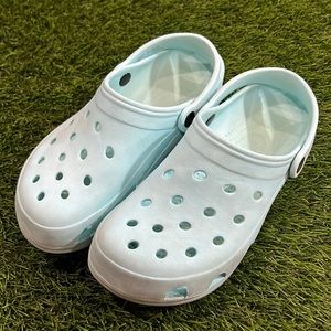 Wonder Nation Croc Style Shoes